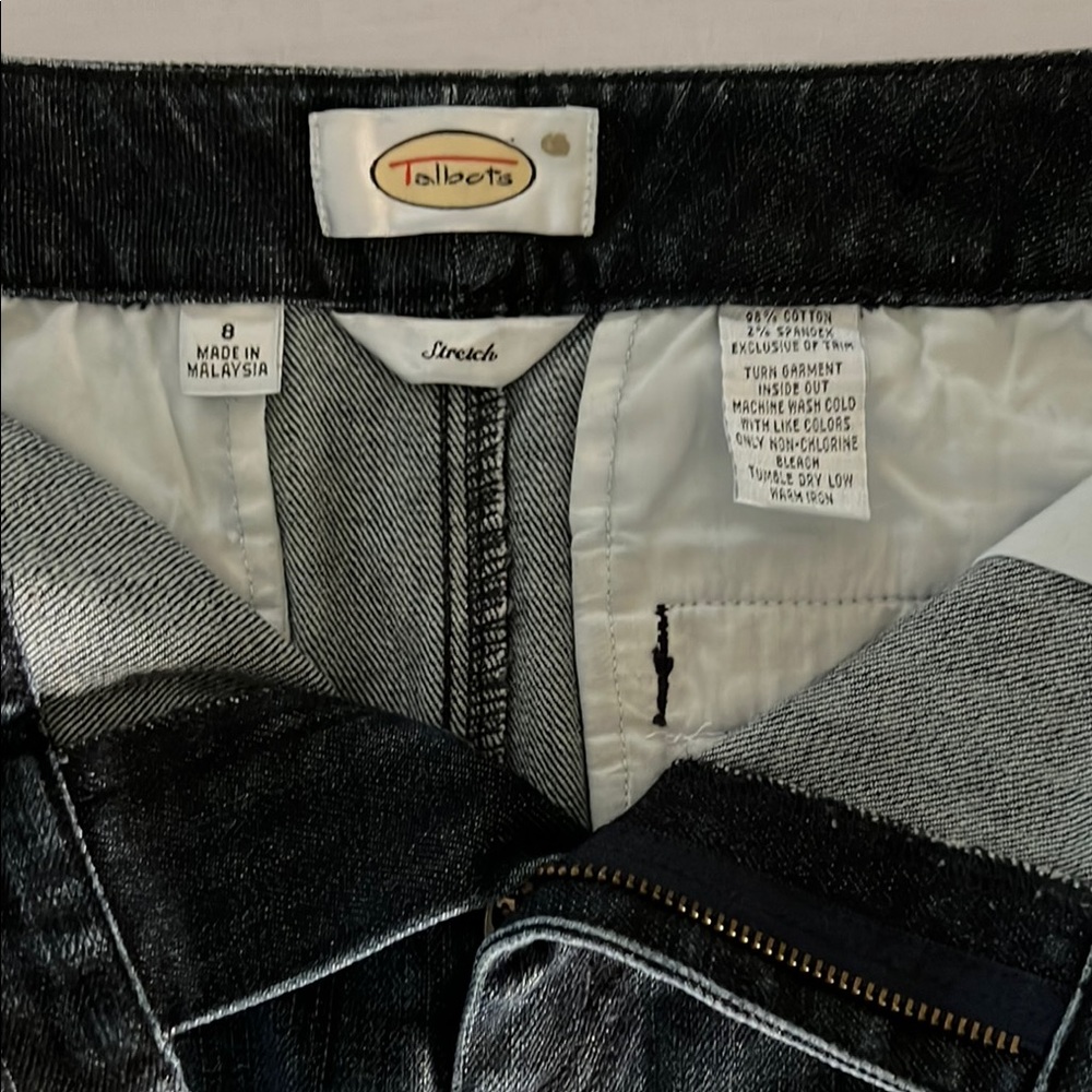 Talbots Dark Blue Denim Pencil Skirt With Built-in Gold Fasteners Belt Size 8 - Picture 3 of 3